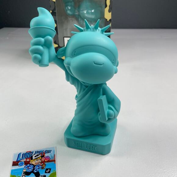 BAPE Madison Avenue Baby Milo NYC Statue - Rare